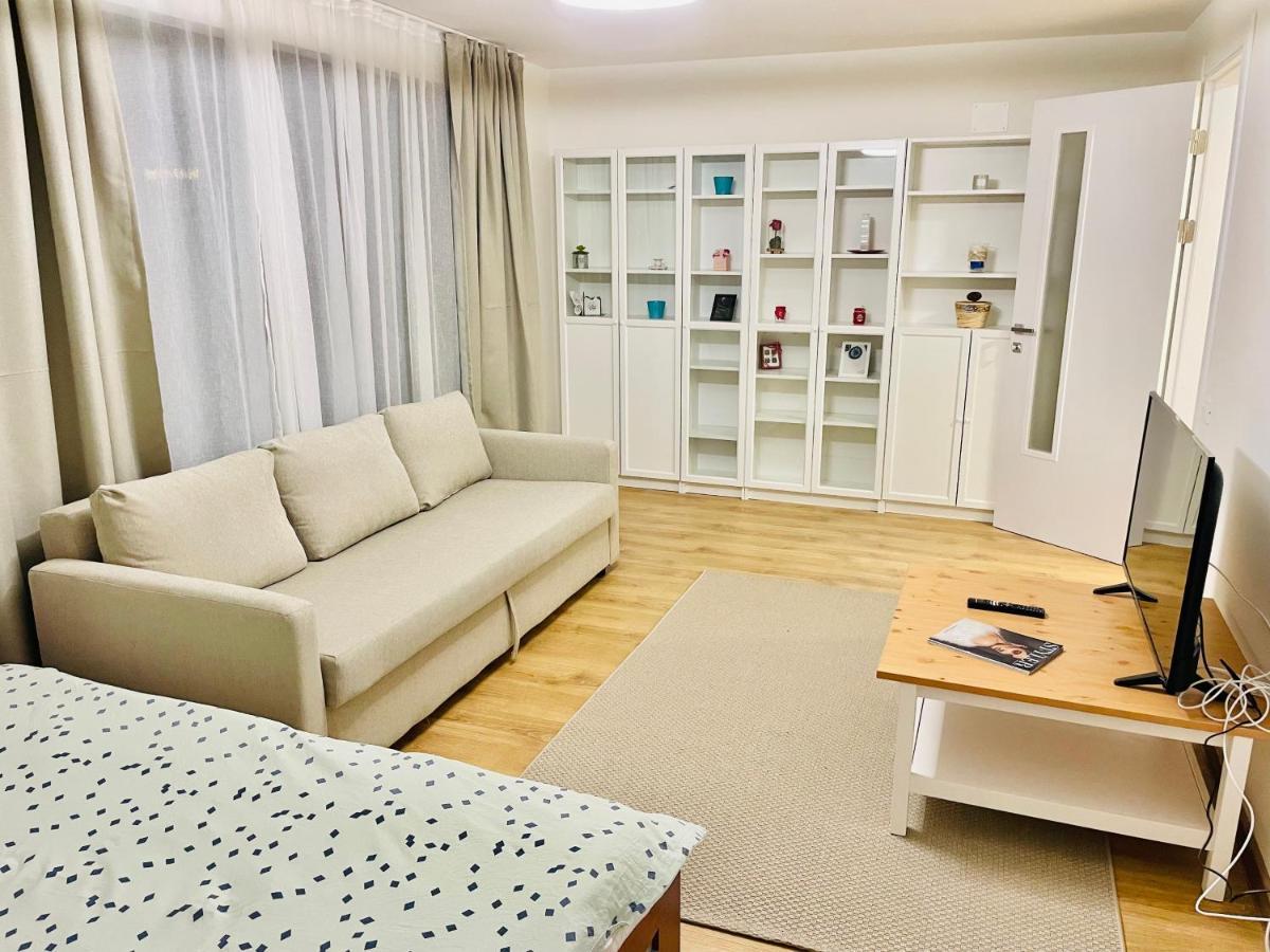 Appartement Segovia Apartament 2 à Braşov Extérieur photo